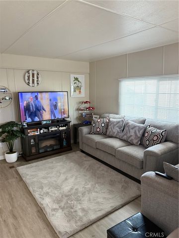 260 N Lyon 38, Hemet, CA 92543