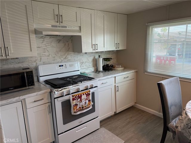 260 N Lyon 38, Hemet, CA 92543