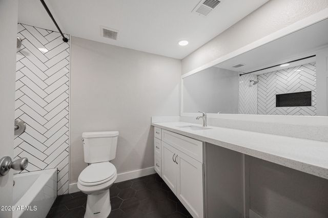 3715 E SWEETWATER Avenue, Phoenix, AZ 85032