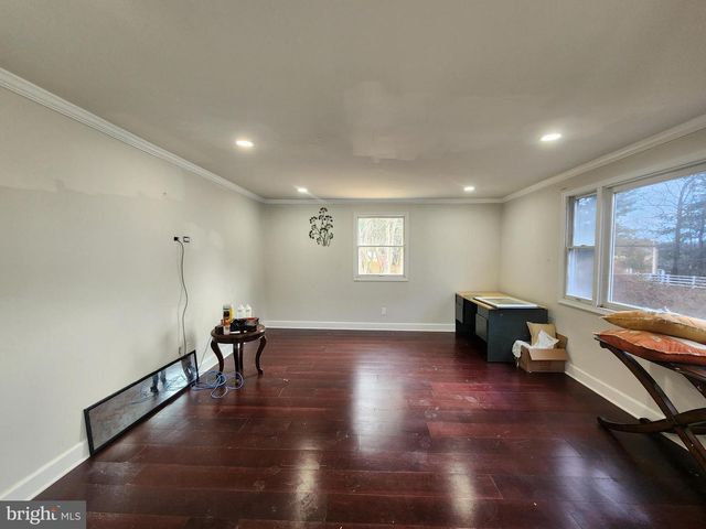 5730 RIDGE RD, Mount Airy, MD 21771