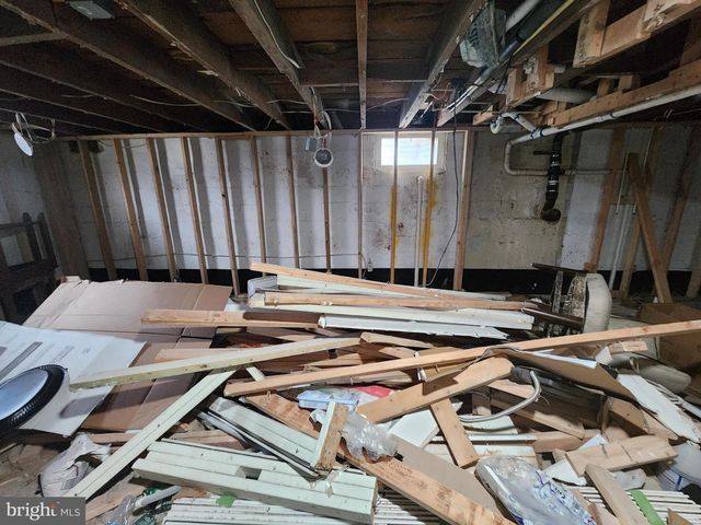 5730 RIDGE RD, Mount Airy, MD 21771