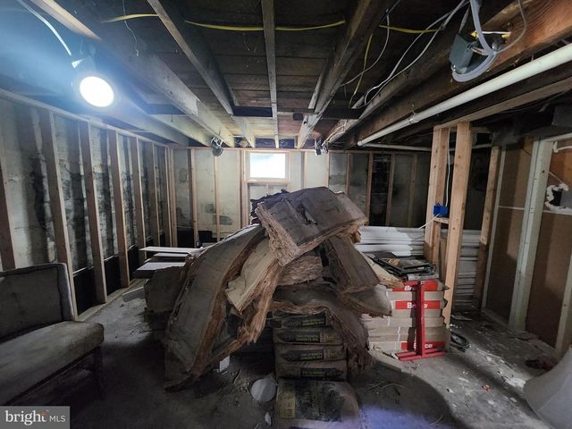 5730 RIDGE RD, Mount Airy, MD 21771