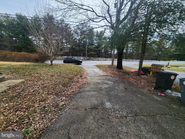 5730 RIDGE RD, Mount Airy, MD 21771