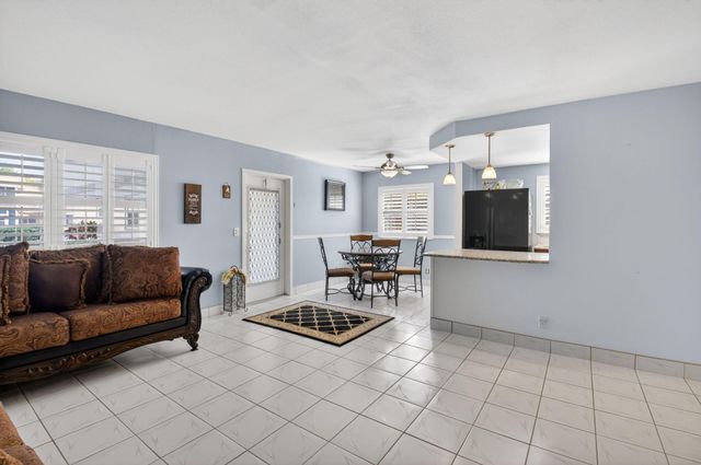 61 Brittany B 61, Delray Beach, FL 33446
