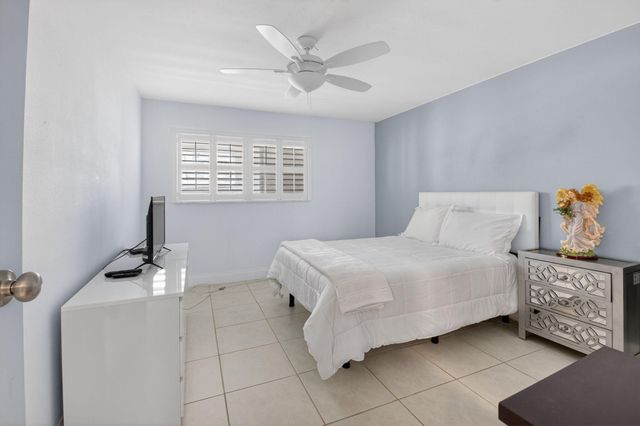 61 Brittany B 61, Delray Beach, FL 33446