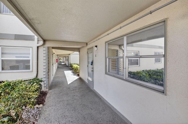 61 Brittany B 61, Delray Beach, FL 33446