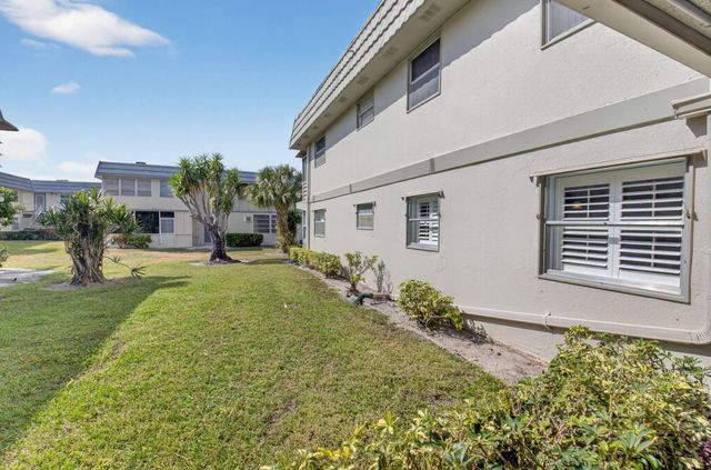 61 Brittany B 61, Delray Beach, FL 33446