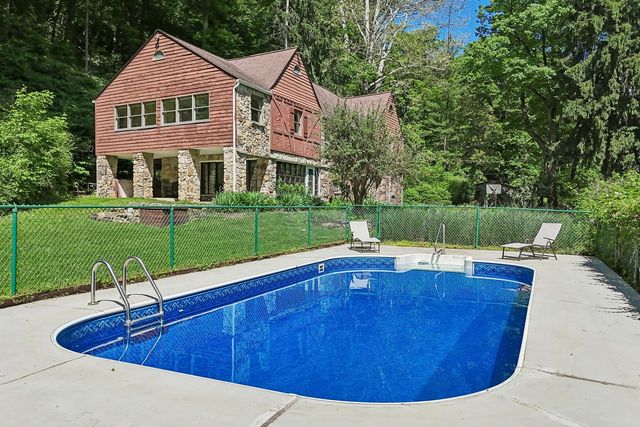 550 Rosecrest DRIVE, Monroeville, PA 15146