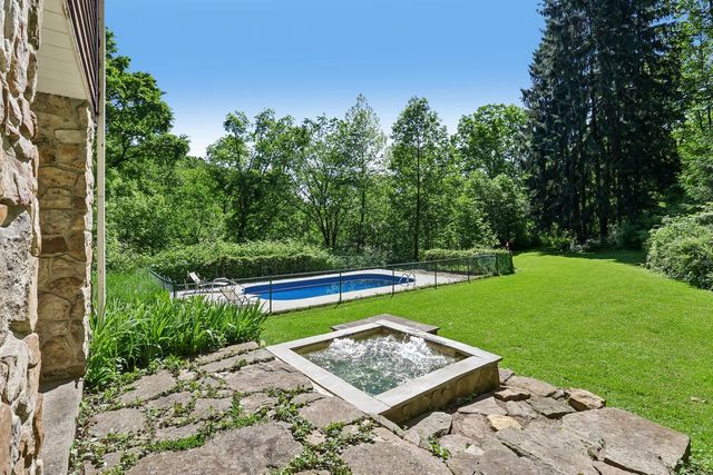 550 Rosecrest DRIVE, Monroeville, PA 15146
