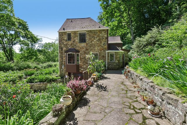 550 Rosecrest DRIVE, Monroeville, PA 15146