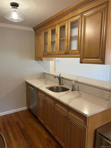 77 Richmond Boulevard 4A, Ronkonkoma, NY 11779