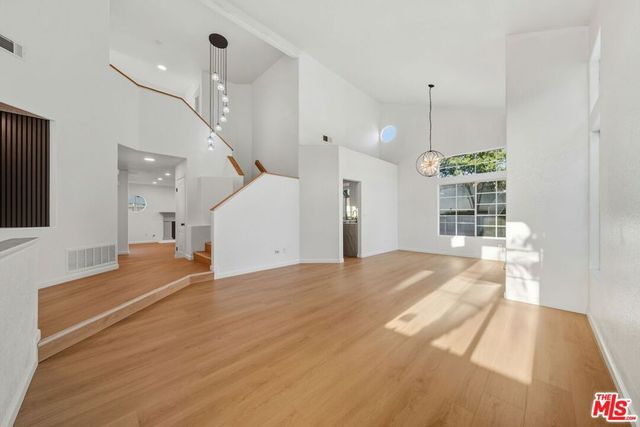 1233 Equinox Way, Chula Vista, CA 91911