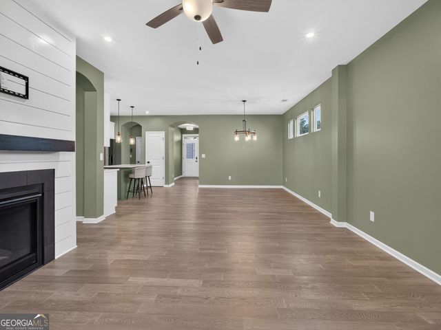123 Laurel Farms Lane, Dallas, GA 30157