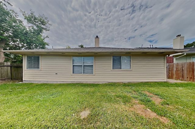 1327 Coppercrest Drive, Spring, TX 77386