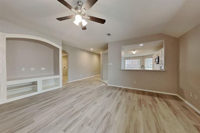 1327 Coppercrest Drive, Spring, TX 77386