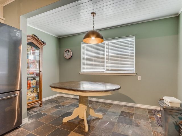 1912 Hardy Drive, Edmond, OK 73013