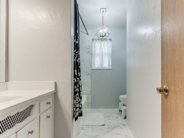 1912 Hardy Drive, Edmond, OK 73013