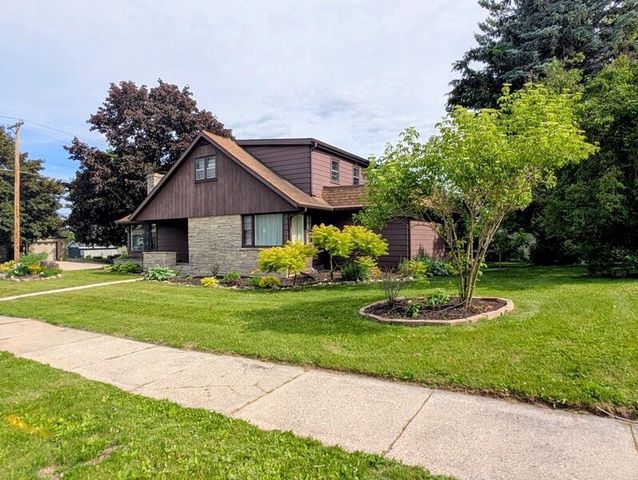 505 Washington STREET, Sheboygan Falls, WI 53085