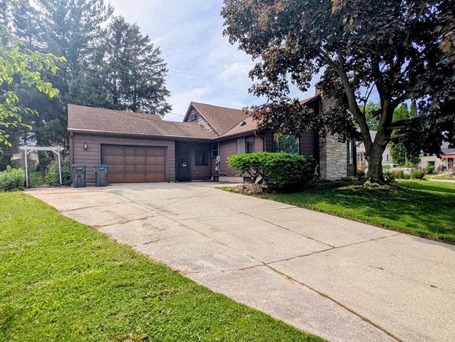 505 Washington STREET, Sheboygan Falls, WI 53085