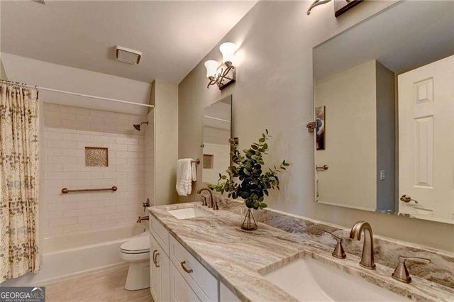 4275 Courageous Wake, Alpharetta, GA 30005