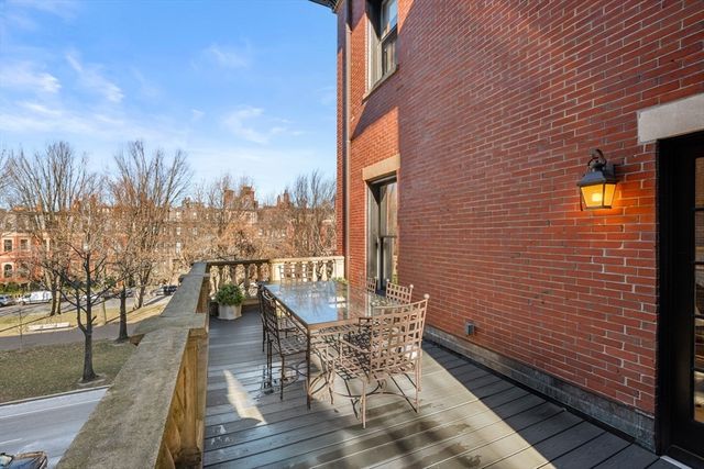 36 Commonwealth Avenue PH, Boston, MA 02116