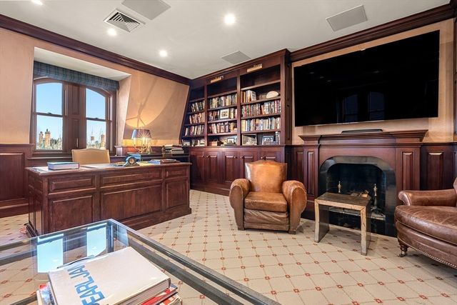 36 Commonwealth Avenue PH, Boston, MA 02116