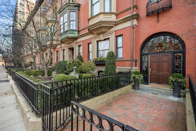 36 Commonwealth Avenue PH, Boston, MA 02116