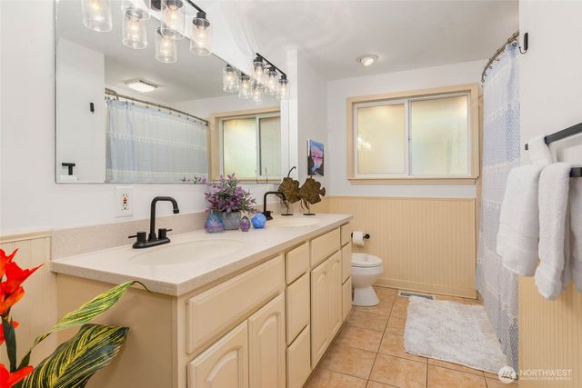 7419 NE 145th Street, Kirkland, WA 98034