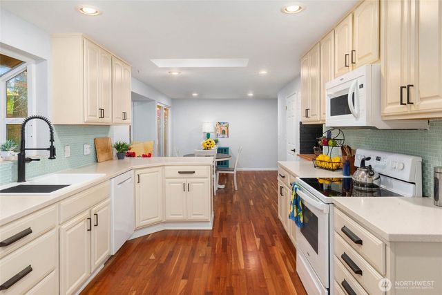 7419 NE 145th Street, Kirkland, WA 98034