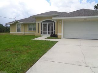 1235 Cloplon ST E, Lehigh Acres, FL 33974