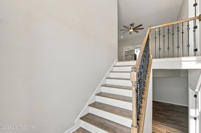 219 Bischoff Way, Shepherdsville, KY 40165