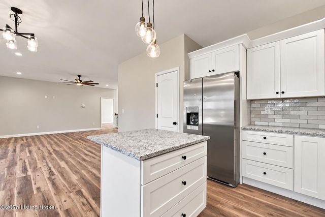 219 Bischoff Way, Shepherdsville, KY 40165