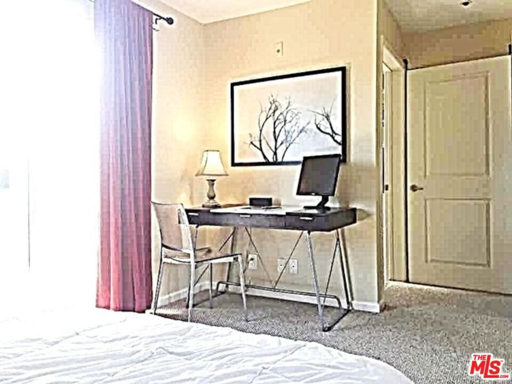 Image 19 of property listing at 345 S Alexandria Avenue 307, Los Angeles, CA 90020