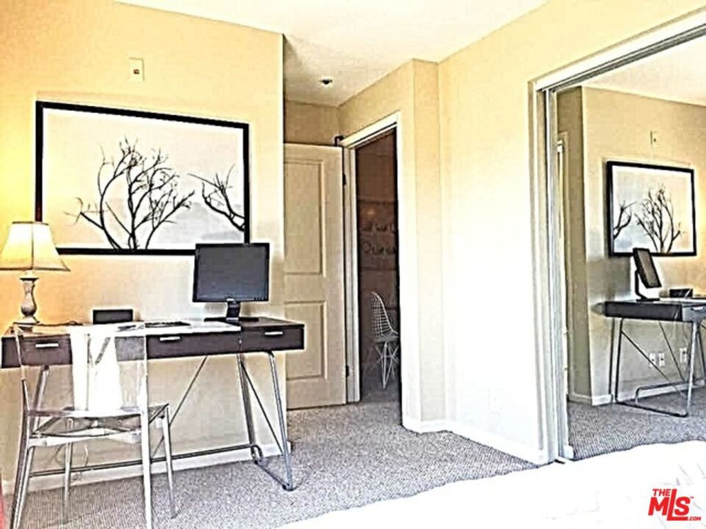 Image 20 of property listing at 345 S Alexandria Avenue 307, Los Angeles, CA 90020