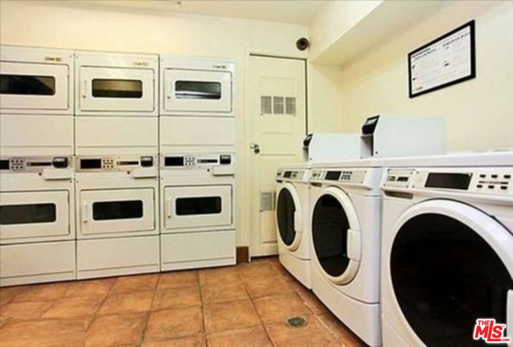 Image 33 of property listing at 345 S Alexandria Avenue 307, Los Angeles, CA 90020