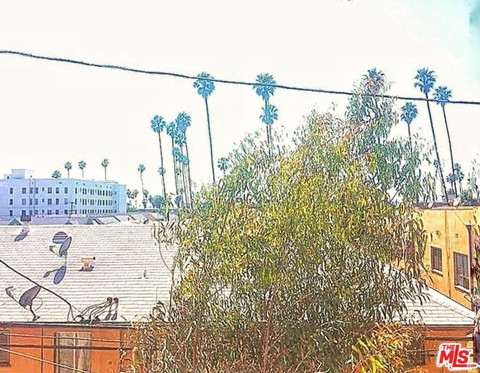 Image 36 of property listing at 345 S Alexandria Avenue 307, Los Angeles, CA 90020