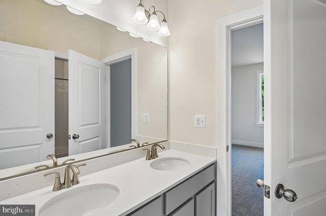 15700 BENNINGTON FARMS LN, Brandywine, MD 20613