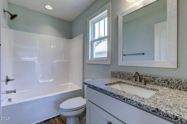 613 S Orange Avenue, Dunn, NC 28334