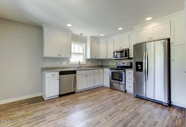 613 S Orange Avenue, Dunn, NC 28334