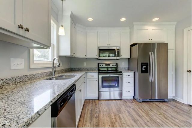 613 S Orange Avenue, Dunn, NC 28334