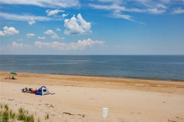 2080 E Ocean View Ave Apt 3A, Norfolk, VA 23503