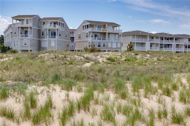 2080 E Ocean View Ave Apt 3A, Norfolk, VA 23503