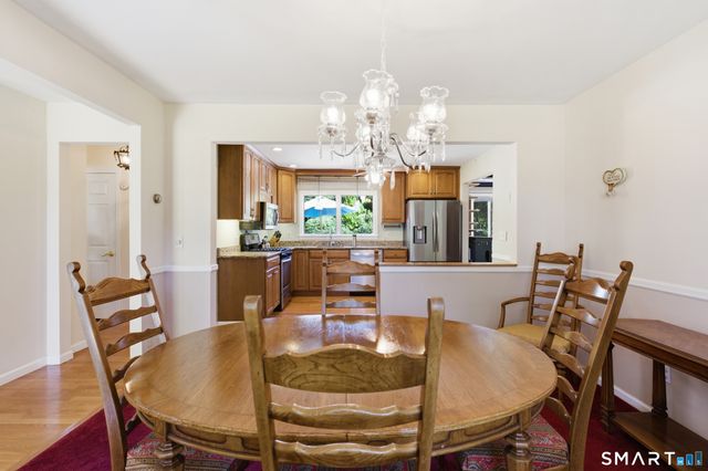 19 Zephyr Road, Trumbull, CT 06611