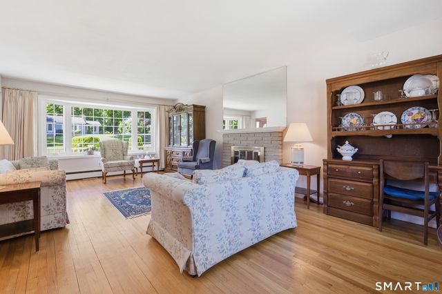 19 Zephyr Road, Trumbull, CT 06611