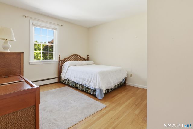 19 Zephyr Road, Trumbull, CT 06611
