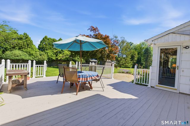 19 Zephyr Road, Trumbull, CT 06611