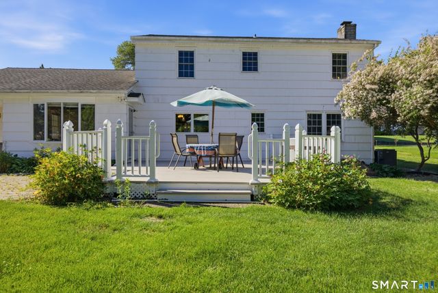 19 Zephyr Road, Trumbull, CT 06611