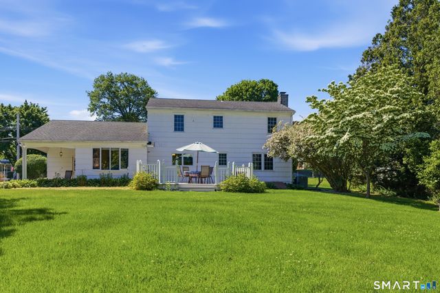 19 Zephyr Road, Trumbull, CT 06611