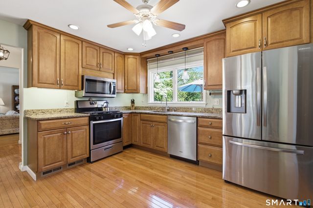 19 Zephyr Road, Trumbull, CT 06611