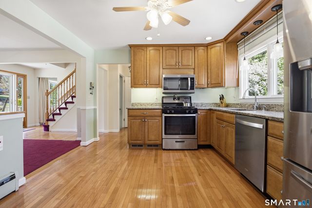19 Zephyr Road, Trumbull, CT 06611